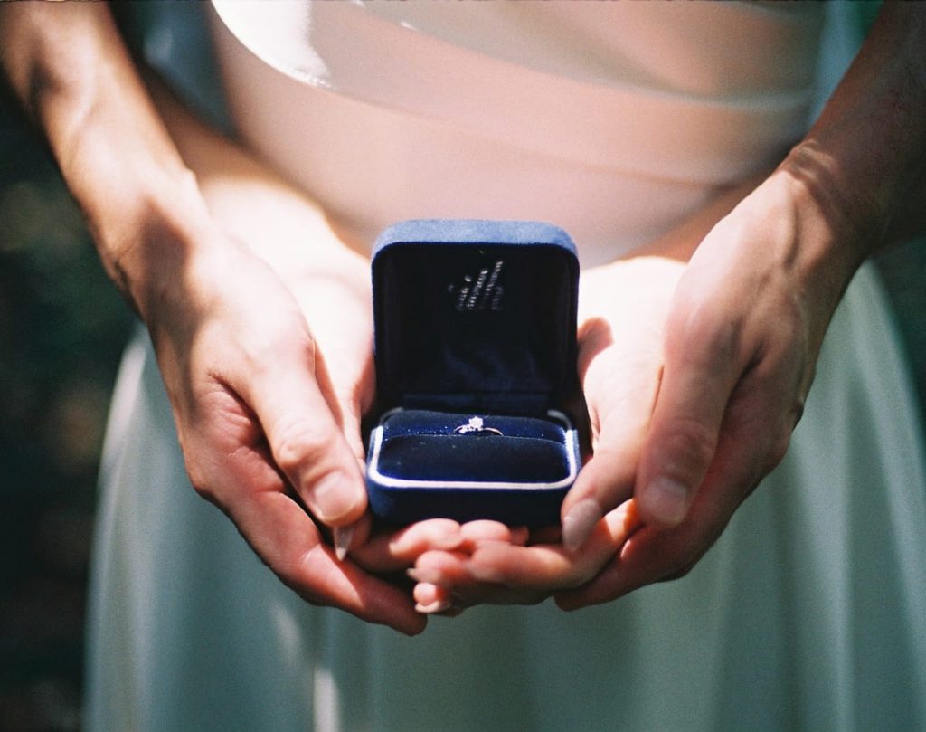 二人で持つ結婚指輪のケース
